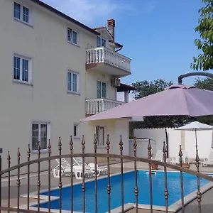  Appartement House Ariamare
