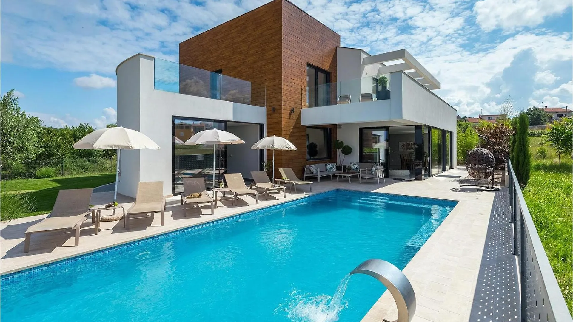 Villa Aria Porec 0*,  Croatia